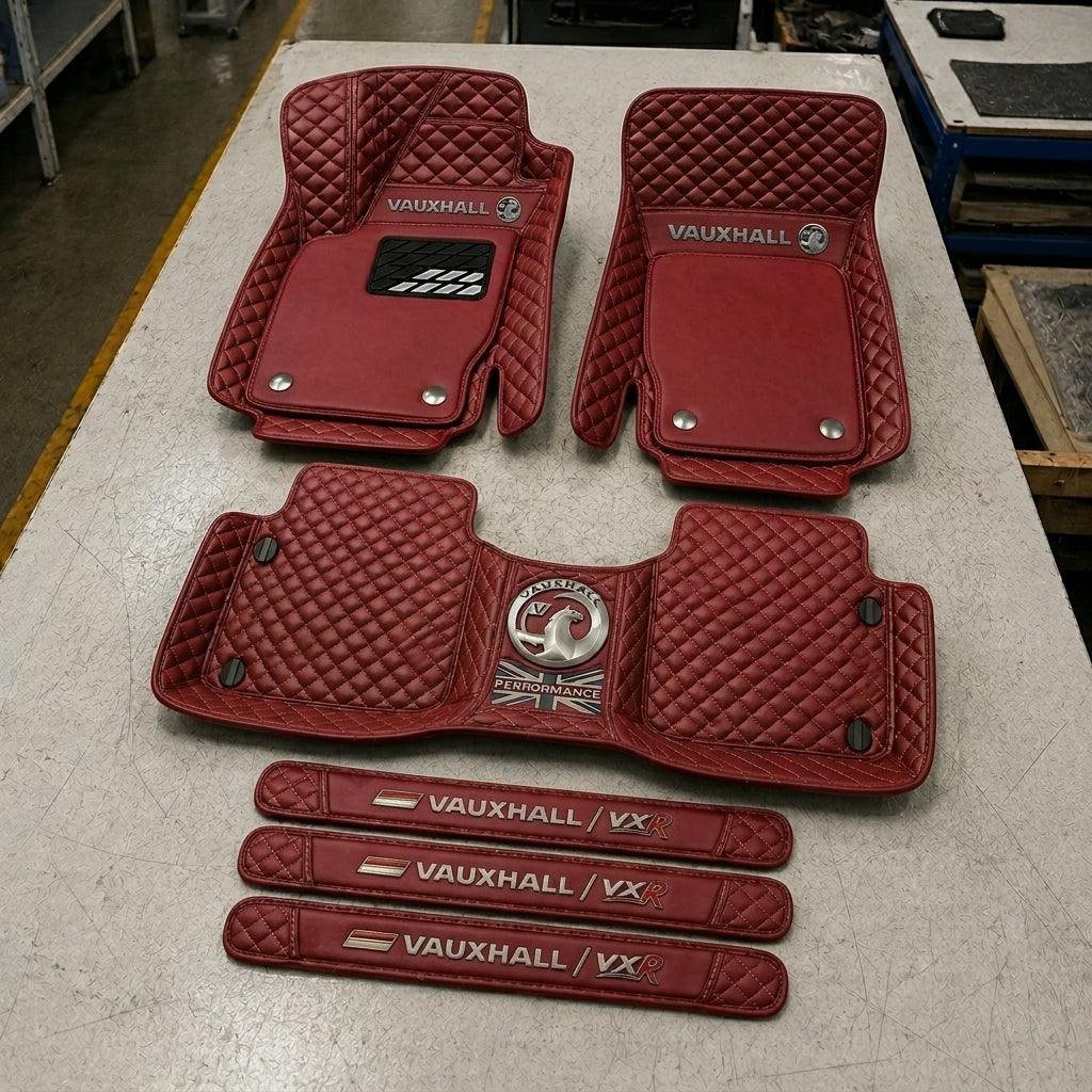 Set di Tappetini Auto Premium in Pelle Ecologica — Protezione Elegante per la Tua Auto